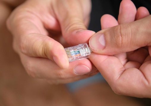 Ethernet Cable Solutions for the E-Commerce Industry